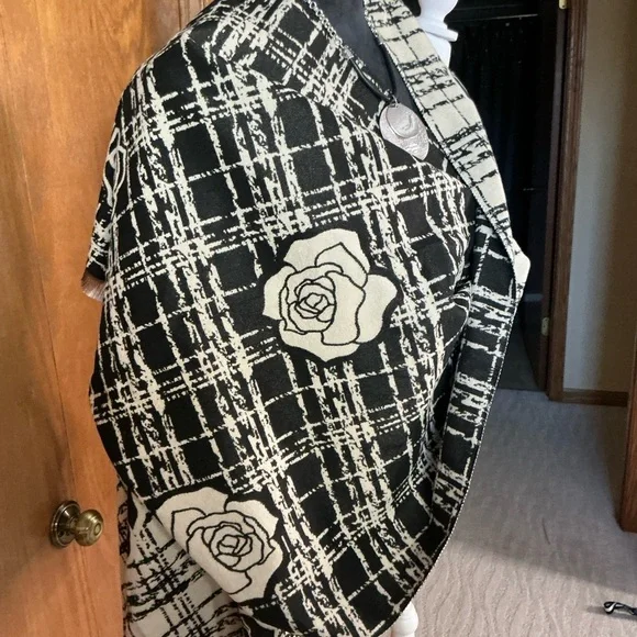 Black and Cream Plaid Shawl with Camelia floral Design - Picture 1 of 11